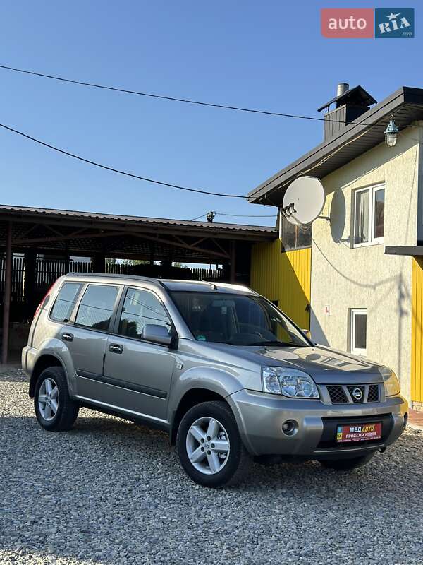 Внедорожник / Кроссовер Nissan X-Trail 2005 в Бережанах