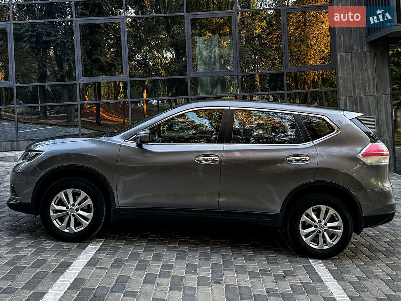 Позашляховик / Кросовер Nissan X-Trail 2016 в Запоріжжі