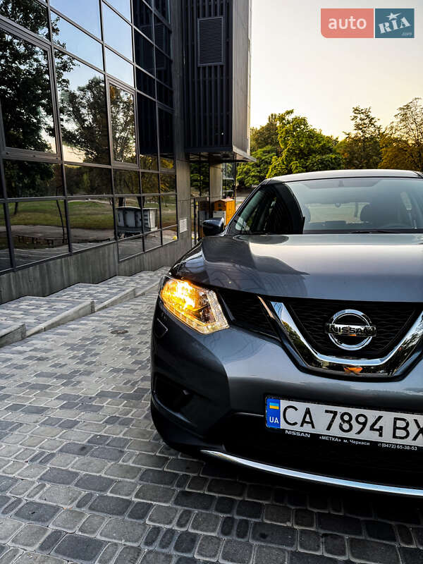 Позашляховик / Кросовер Nissan X-Trail 2016 в Запоріжжі