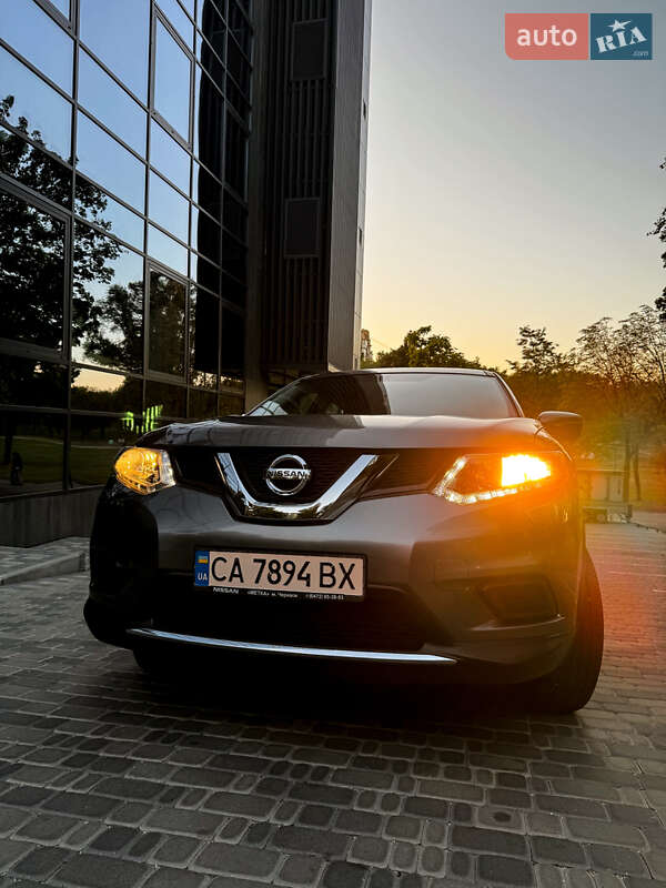 Позашляховик / Кросовер Nissan X-Trail 2016 в Запоріжжі