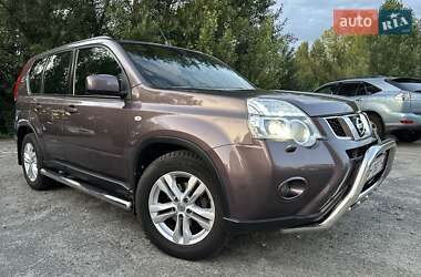 Внедорожник / Кроссовер Nissan X-Trail 2012 в 