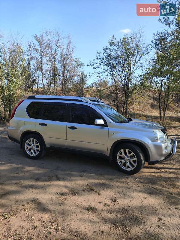 Внедорожник / Кроссовер Nissan X-Trail 2009 в Кривом Роге