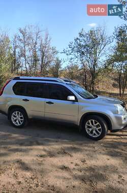 Внедорожник / Кроссовер Nissan X-Trail 2009 в 