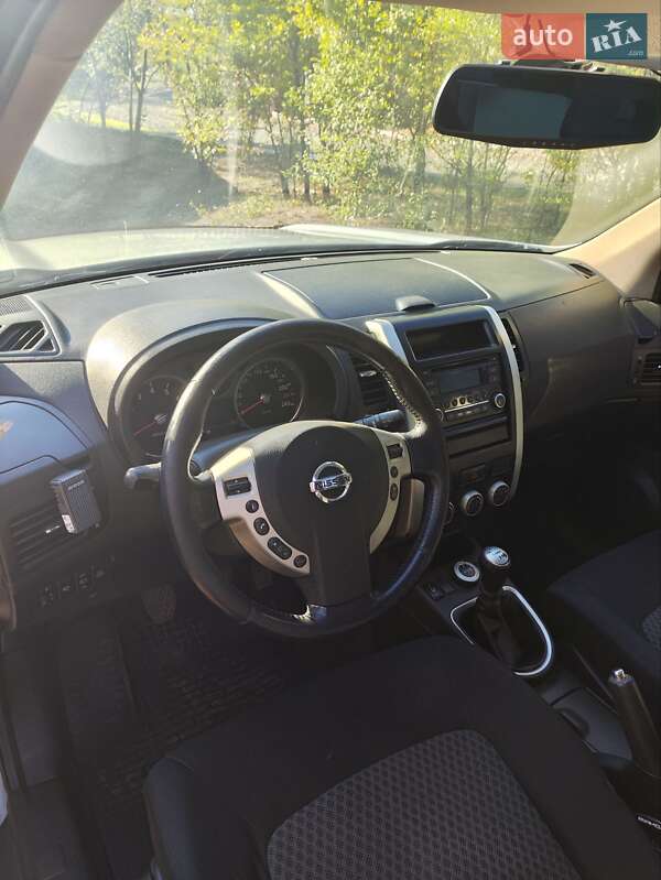 Внедорожник / Кроссовер Nissan X-Trail 2009 в Кривом Роге