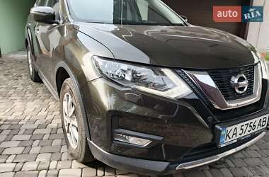 Внедорожник / Кроссовер Nissan X-Trail 2019 в Киеве