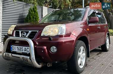 Внедорожник / Кроссовер Nissan X-Trail 2003 в  Внедорожник / Кроссовер Nissan X-Trail 2003 в