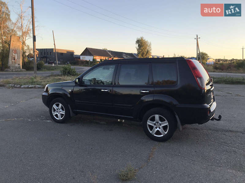 Внедорожник / Кроссовер Nissan X-Trail 2005 в Киеве