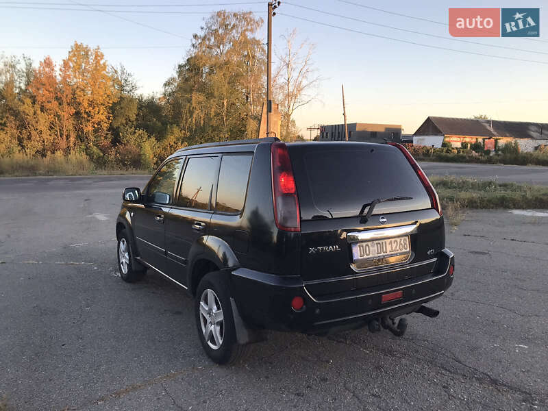 Внедорожник / Кроссовер Nissan X-Trail 2005 в Киеве
