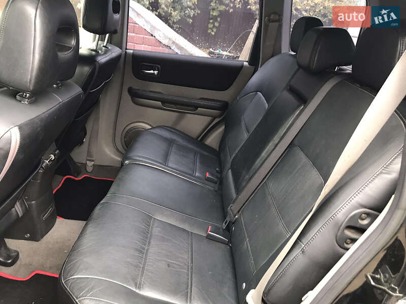 Внедорожник / Кроссовер Nissan X-Trail 2005 в Киеве