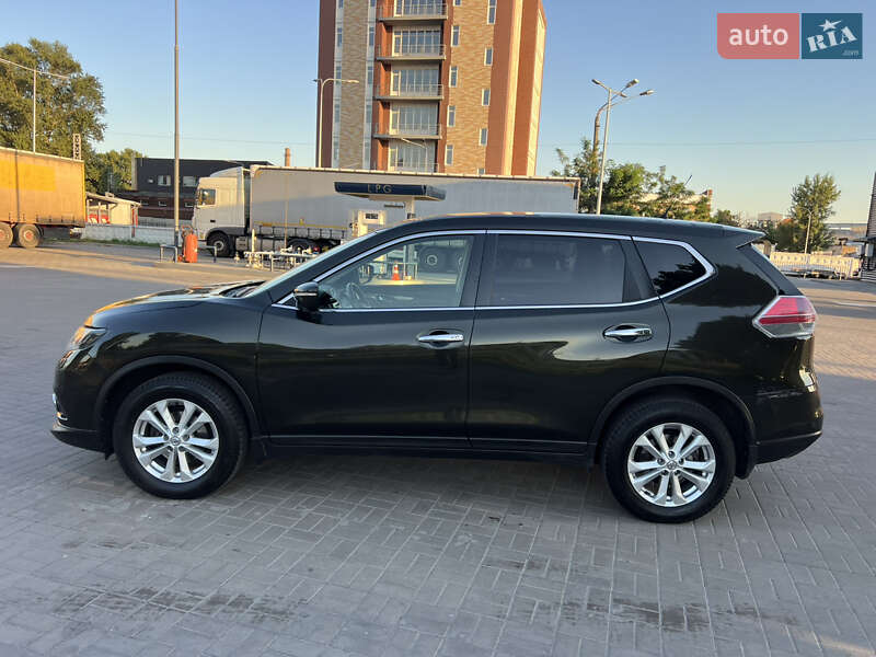 Внедорожник / Кроссовер Nissan X-Trail 2017 в Киеве