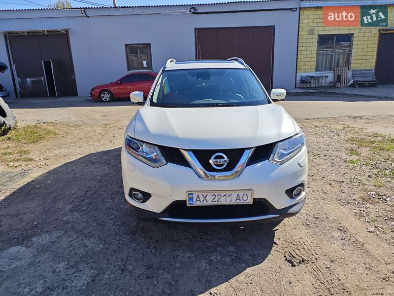 Позашляховик / Кросовер Nissan X-Trail 2017 в Києві