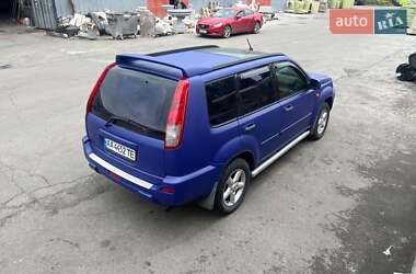 Позашляховик / Кросовер Nissan X-Trail 2002 в Харкові