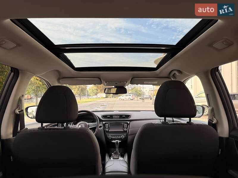 Позашляховик / Кросовер Nissan X-Trail 2018 в Дніпрі фото 47 Позашляховик / Кросовер Nissan X-Trail 2018 в Дніпрі