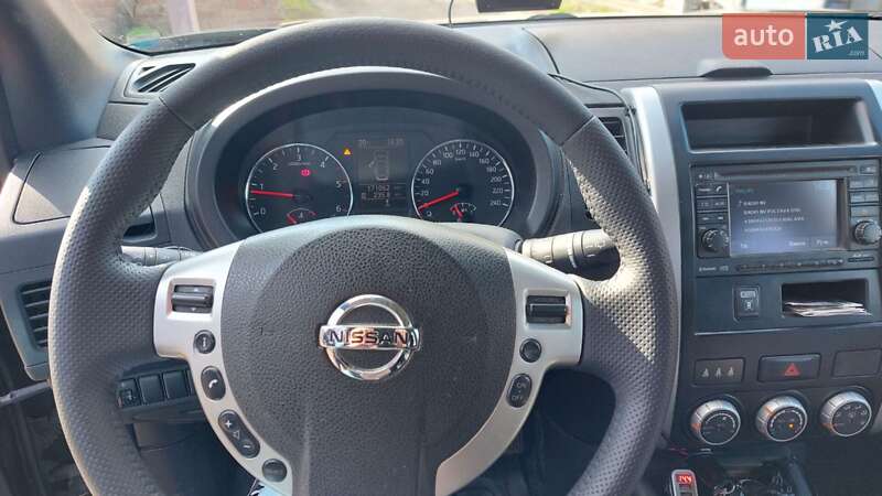 Позашляховик / Кросовер Nissan X-Trail 2013 в Полтаві