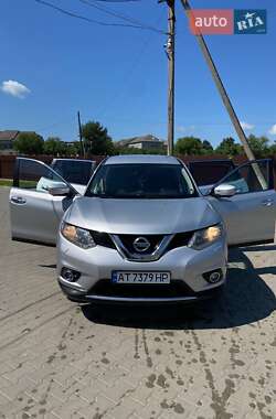 Позашляховик / Кросовер Nissan X-Trail 2015 в  фото 19 Позашляховик / Кросовер Nissan X-Trail 2015 в