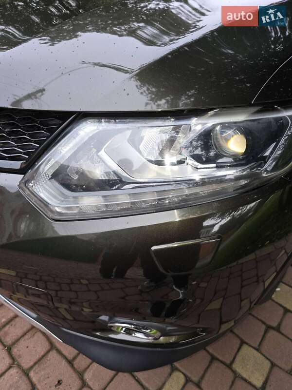 Внедорожник / Кроссовер Nissan X-Trail 2016 в Виннице