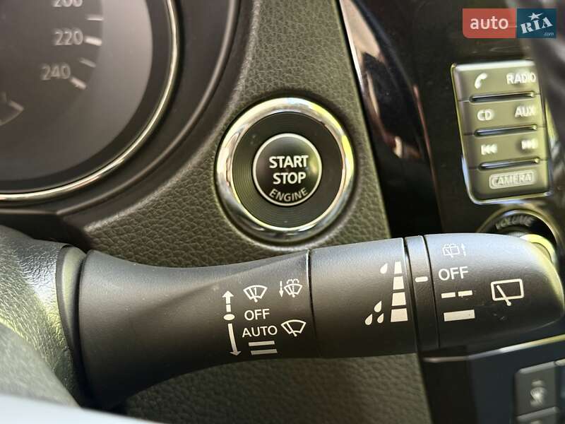 Позашляховик / Кросовер Nissan X-Trail 2017 в Дніпрі