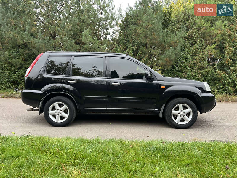 Позашляховик / Кросовер Nissan X-Trail 2002 в Рівному фото 6 Позашляховик / Кросовер Nissan X-Trail 2002 в Рівному