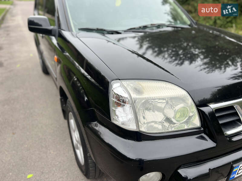 Позашляховик / Кросовер Nissan X-Trail 2002 в Рівному фото 16 Позашляховик / Кросовер Nissan X-Trail 2002 в Рівному