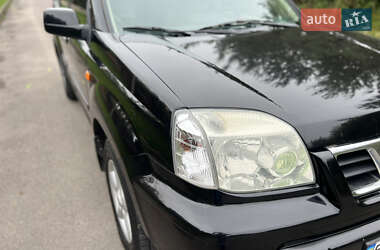 Внедорожник / Кроссовер Nissan X-Trail 2002 в 