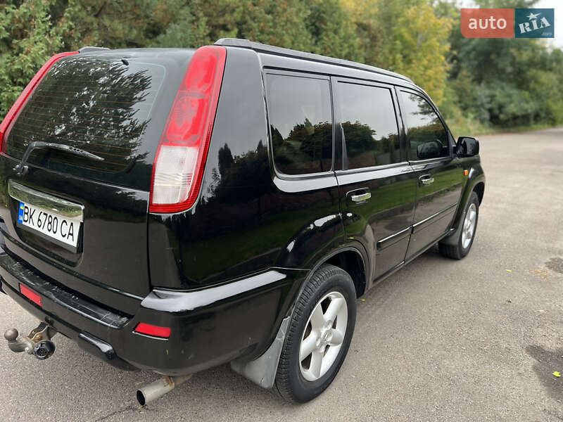 Позашляховик / Кросовер Nissan X-Trail 2002 в Рівному фото 21 Позашляховик / Кросовер Nissan X-Trail 2002 в Рівному