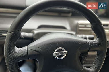 Внедорожник / Кроссовер Nissan X-Trail 2002 в 