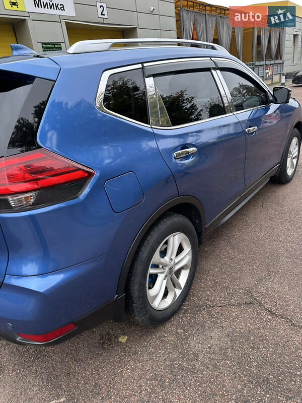 Внедорожник / Кроссовер Nissan X-Trail 2017 в Коростышеве фото 6 Внедорожник / Кроссовер Nissan X-Trail 2017 в Коростышеве