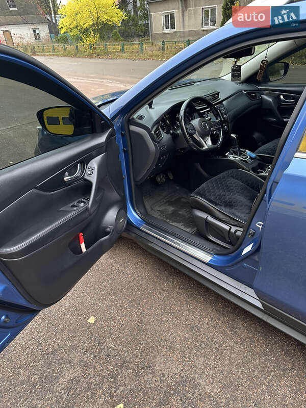 Внедорожник / Кроссовер Nissan X-Trail 2017 в Коростышеве фото 16 Внедорожник / Кроссовер Nissan X-Trail 2017 в Коростышеве