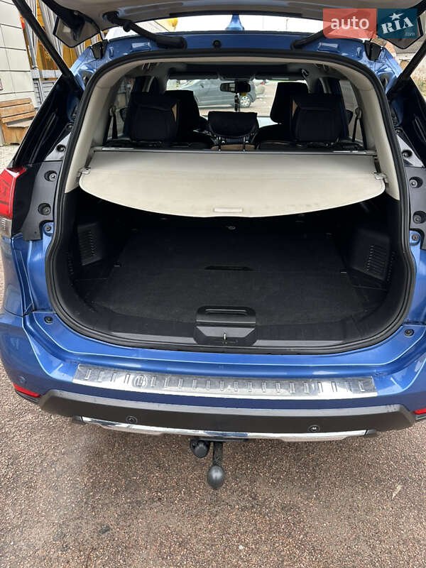 Внедорожник / Кроссовер Nissan X-Trail 2017 в Коростышеве фото 19 Внедорожник / Кроссовер Nissan X-Trail 2017 в Коростышеве