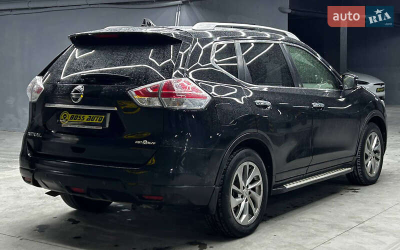 Позашляховик / Кросовер Nissan X-Trail 2016 в Чернівцях