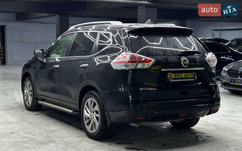 Позашляховик / Кросовер Nissan X-Trail 2016 в Чернівцях
