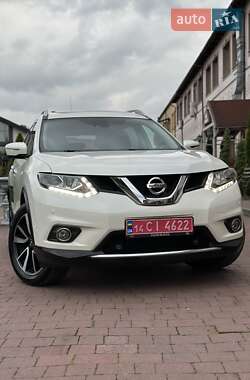 Позашляховик / Кросовер Nissan X-Trail 2016 в Стрию