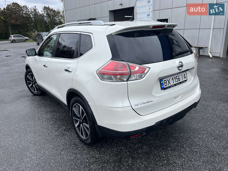 Позашляховик / Кросовер Nissan X-Trail 2015 в Хмельницькому