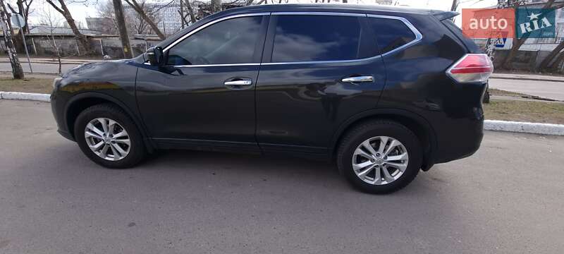 Внедорожник / Кроссовер Nissan X-Trail 2017 в Киеве