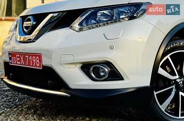 Внедорожник / Кроссовер Nissan X-Trail 2016 в 