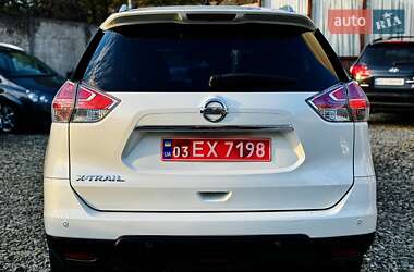 Внедорожник / Кроссовер Nissan X-Trail 2016 в 