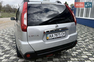 Внедорожник / Кроссовер Nissan X-Trail 2011 в 