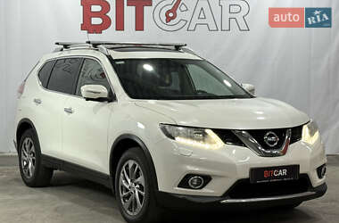 Внедорожник / Кроссовер Nissan X-Trail 2016 в 