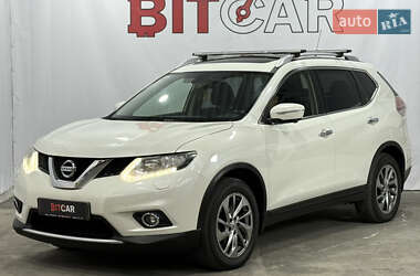 Внедорожник / Кроссовер Nissan X-Trail 2016 в 