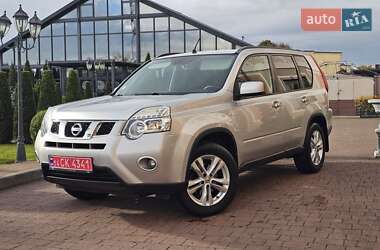 Внедорожник / Кроссовер Nissan X-Trail 2012 в 
