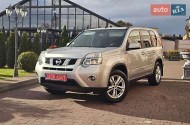 Внедорожник / Кроссовер Nissan X-Trail 2012 в 