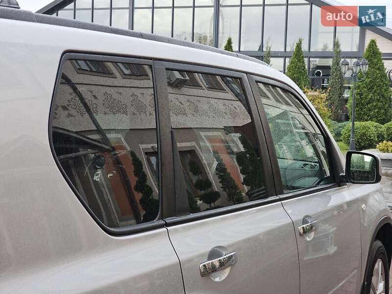 Внедорожник / Кроссовер Nissan X-Trail 2012 в Стрые