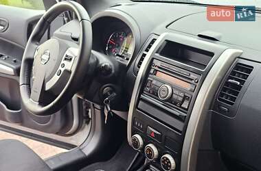 Внедорожник / Кроссовер Nissan X-Trail 2012 в 