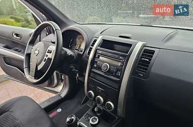 Внедорожник / Кроссовер Nissan X-Trail 2012 в 