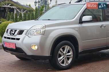 Внедорожник / Кроссовер Nissan X-Trail 2012 в 