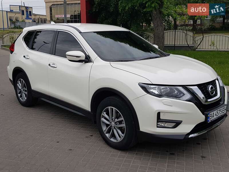 Внедорожник / Кроссовер Nissan X-Trail 2019 в Кропивницком