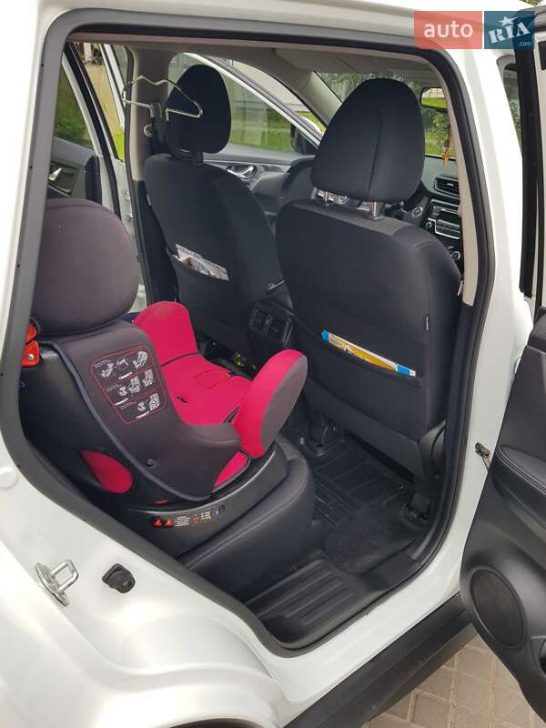 Внедорожник / Кроссовер Nissan X-Trail 2019 в Кропивницком