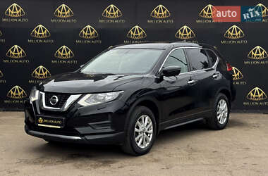 Внедорожник / Кроссовер Nissan X-Trail 2019 в 