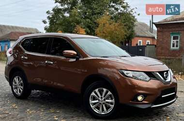 Внедорожник / Кроссовер Nissan X-Trail 2015 в Ахтырке