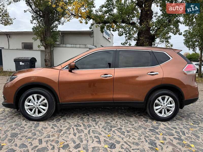 Внедорожник / Кроссовер Nissan X-Trail 2015 в Ахтырке